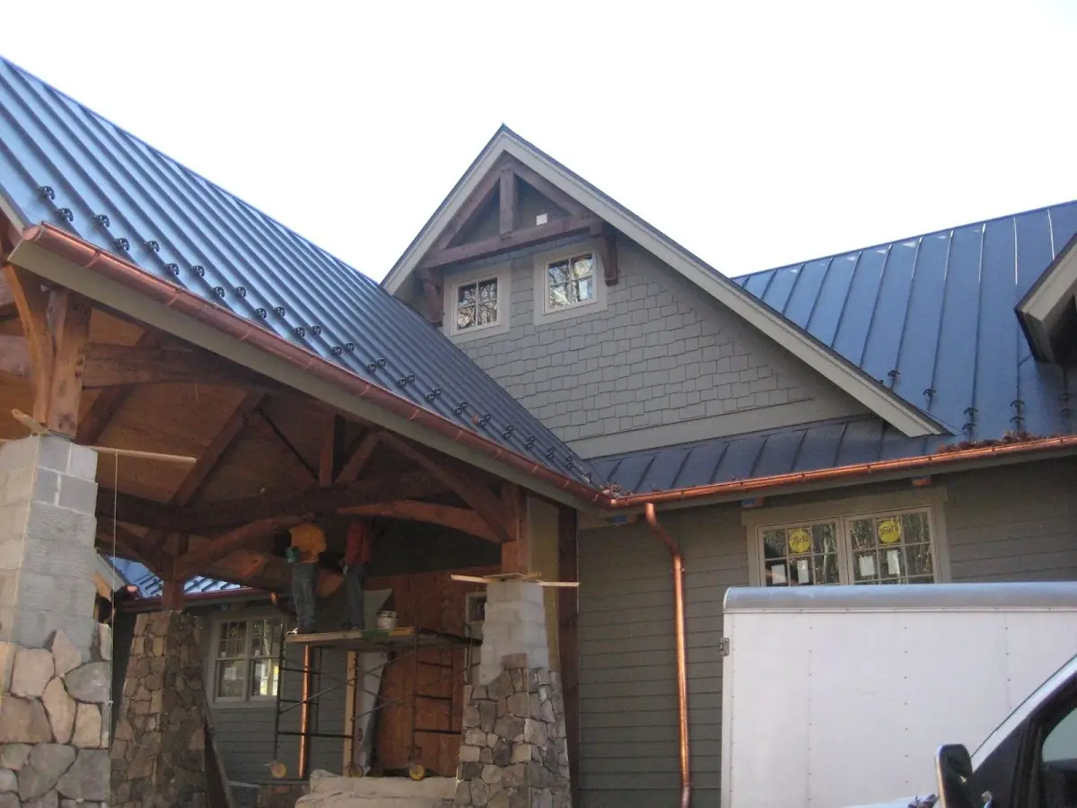 Craftsman Roofing team delivering quality roofing work in Camino Heights
